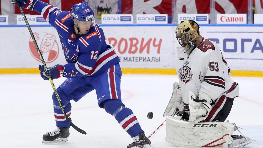 Jori Lehterä tahkoaa KHL:ää Pietarin SKA:n riveissä.