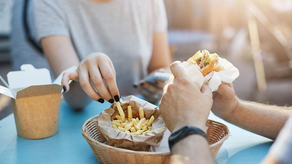 Kylmä ja märkä sää on johtanut mahdolliseen perunapulaan Yhdysvalloissa ja Kanadassa. Huonon sään vuoksi maat saattavat pian kärsiä ranskanperunapulasta.