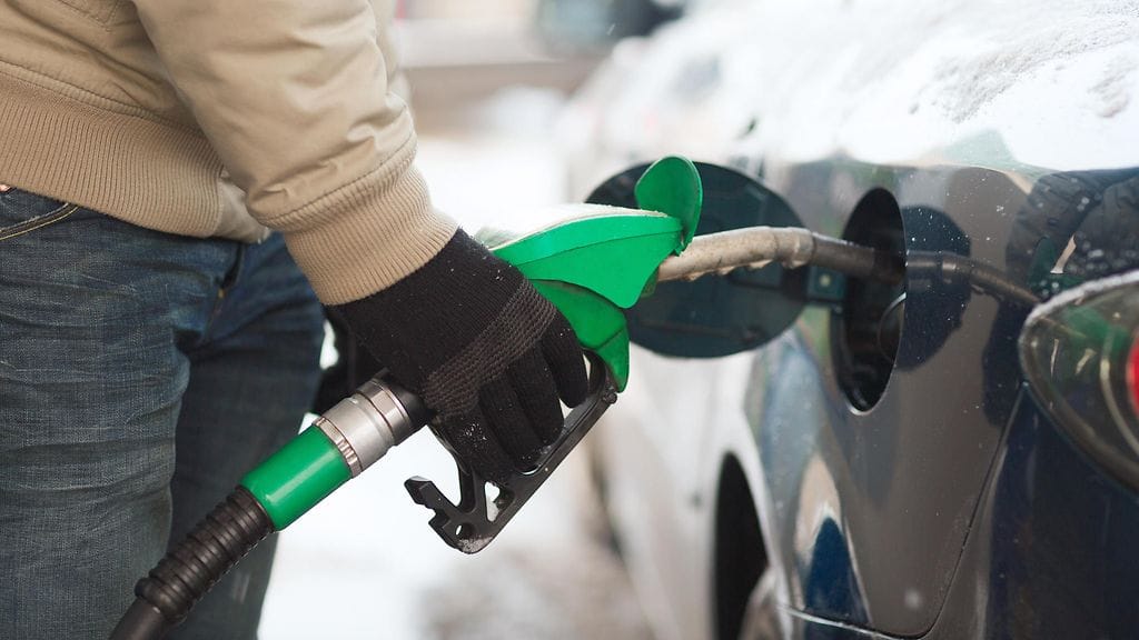 tankkaus tankkaaminen huoltoasema bensa diesel polttoaine