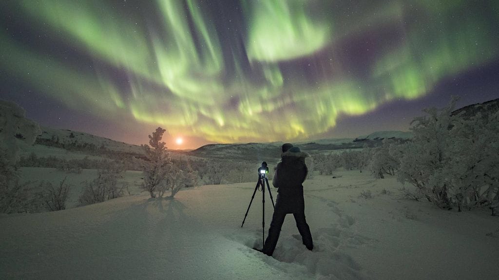 Revontulitutkimusta on tehty Suomessa yli sata vuotta.