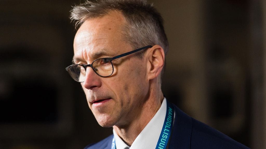 Linnan juhliin kutsuttu Naisleijonien päävalmentaja Pasi Mustonen harmittelee yhä kullan menetystä – ”Pahaa tekee”