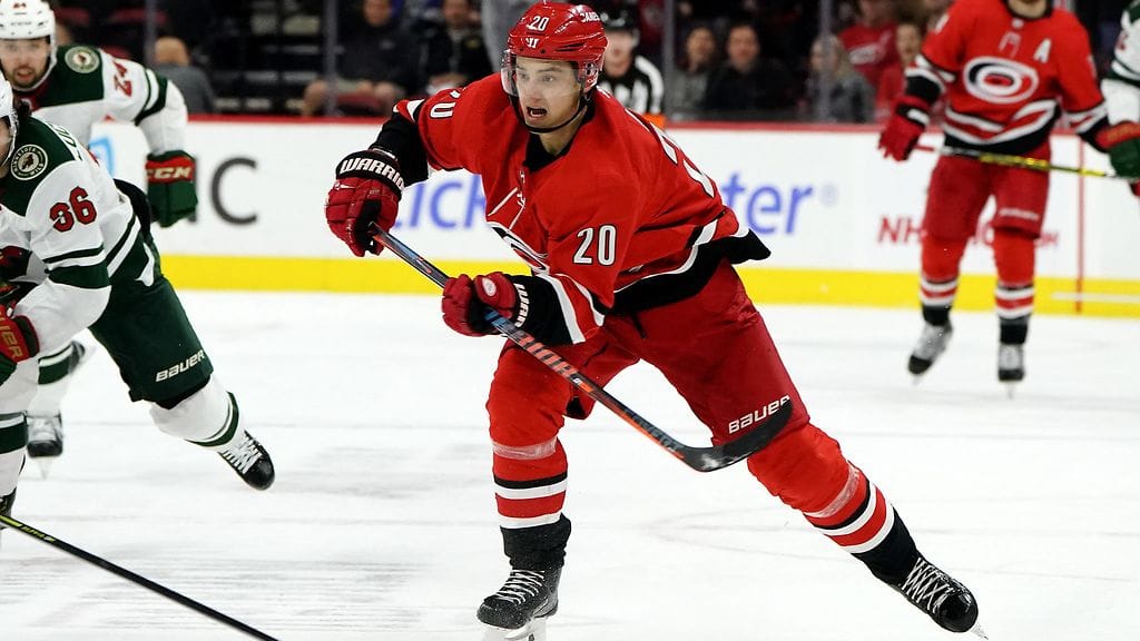 Sebastian Aho teki NHL:ssä tuhojaan.