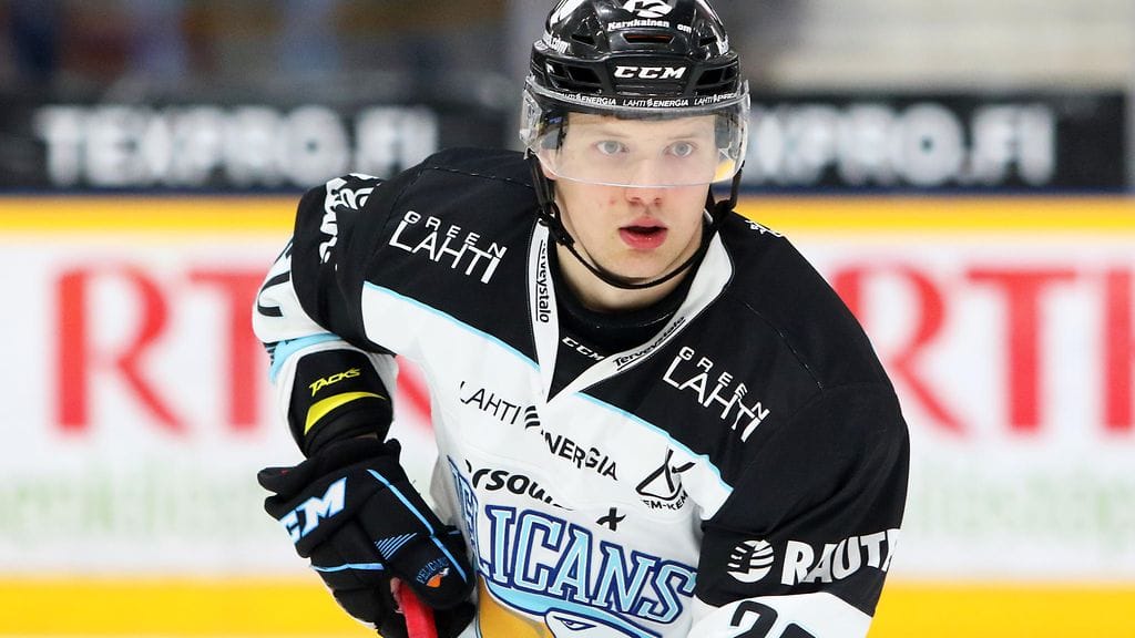 Aleksi Mustonen vastasi Pelicansin voittomaalista keskiviikon liigakierroksella.