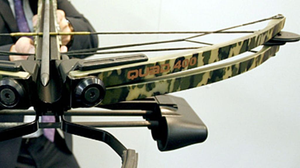 Jalkajousen saa nykyisin ostaa kuka tahansa täysi-ikäinen ilman erillistä lupaa. Kuva: Daniel Karmann / EPA