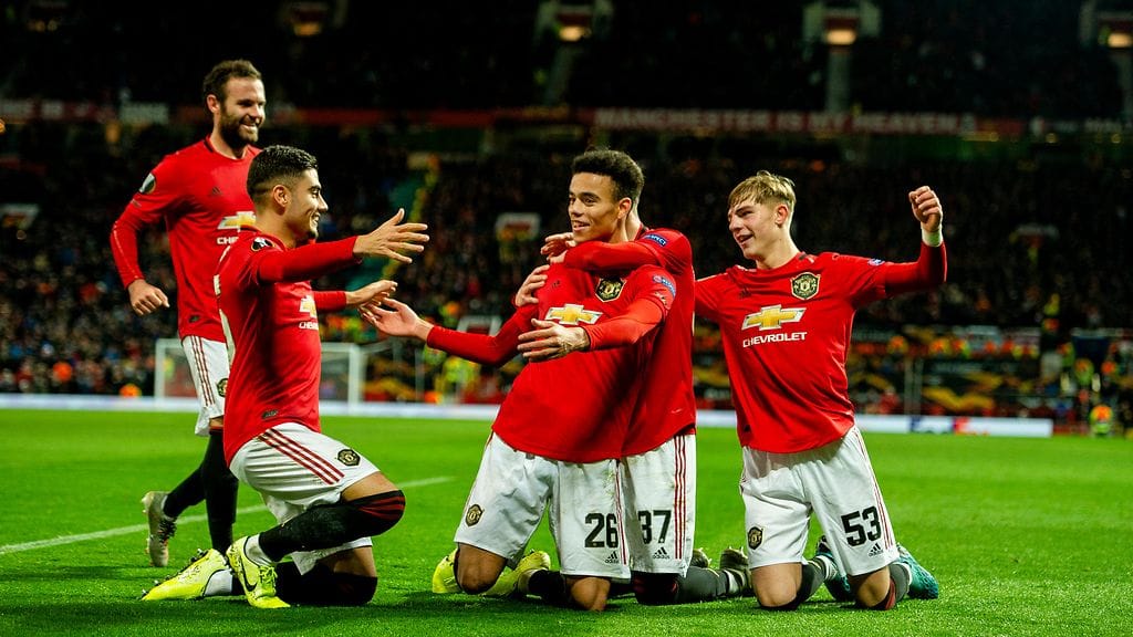 Manchester United päätti Eurooppa-liigan lohkovaiheen murskavoittoon AZ Alkmaaria vastaan.