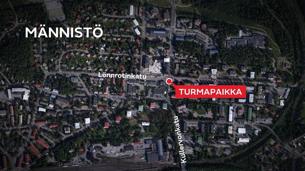 Itä-Suomen poliisin mukaan tapaus sattui kello 16 aikaan iltapäivällä Männistön kaupunginosassa Kullervonkadun ja Lönnrotinkadun risteyksen liikennevaloissa.