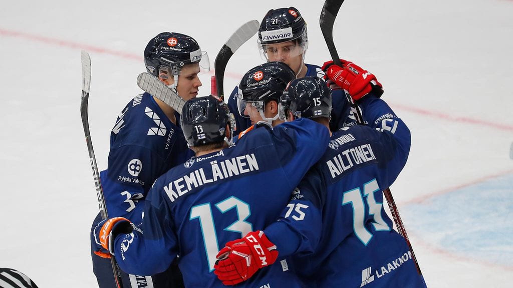 Leijonat kaatoi Ruotsin komeasti 5-1-lukemin.