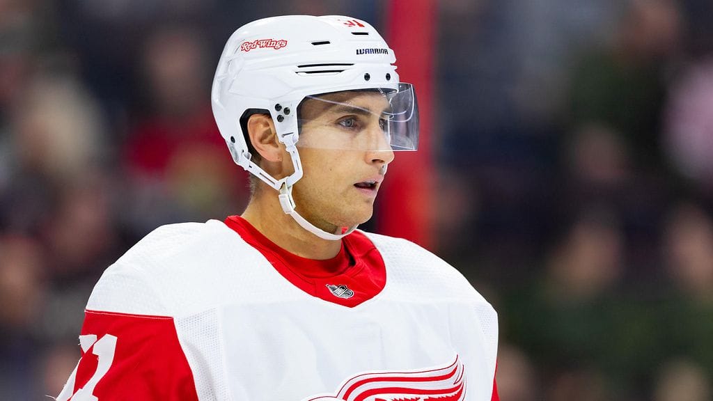 Detroit Red Wingsin Valtteri Filppula nappasi yhden syöttöpisteen 2–1-voitossa Montreal Canadiensia vastaan.