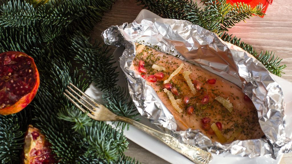 Alumiinifolio ei sovi kaikille ruoille tai säilytysastioille.