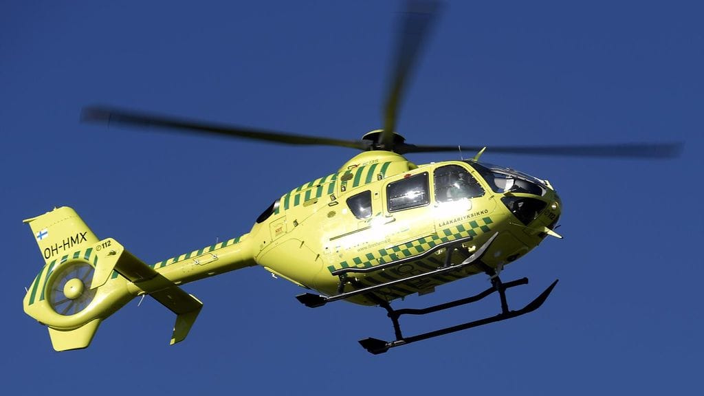 FinnHEMS-lääkärihelikopteri Vantaalla FH10-tukikohdassa 5. lokakuuta 2016. FinnHEMS on valtakunnallinen lääkärihelikopteritoiminnan hallinnointiyksikkö.