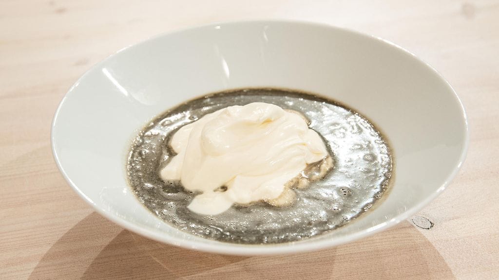 kokkisota_kausi_4_jakso_4_annoskuvat_päätehtävä_kape_aihinen_krista_pärmäkoski_annos_3_kuvaaja_saku_tiainen