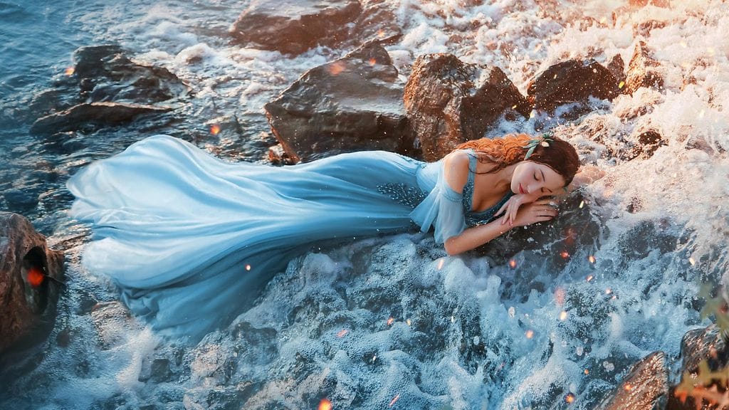 Jokin kotiin liittyvä projekti pitää sinut alkuvuodesta kiireisenä, vaikka olisitkin fyysisesti kotona. Niin perheesi kuin ystäväsikin tuntuvat kärsivän siitä, etteivät saa tarpeeksi huomiotasi.