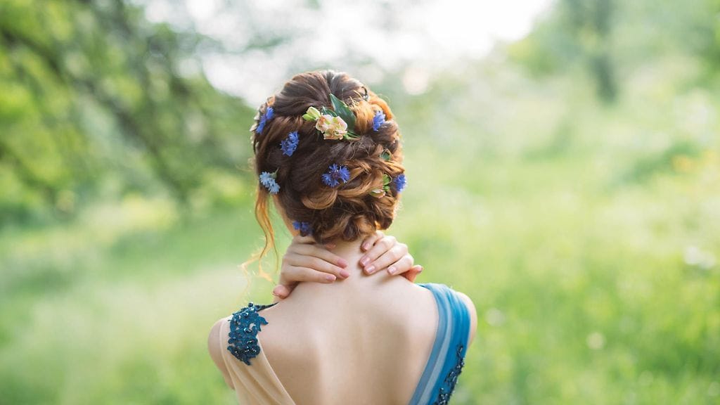 Parisuhteessa on tärkeää, että voitte luottaa toisiinne. Jos luottamusta ei ole tarpeeksi, et uskalla päästää kumppaniasi lähellesi ja voitte vähitellen kasvaa kauemmaksi toisistanne.