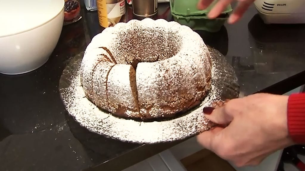 Pirjo Nuotion taatelikakku