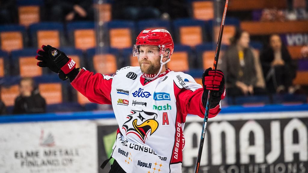 Roope Talaja jatkaa Vaasassa kaksi seuraavaakin kautta.