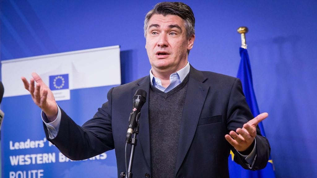 Vaaleissa etenkin vasemmistolainen ex-pääministeri Zoran Milanovic hengittää istuvan presidentin niskaan.