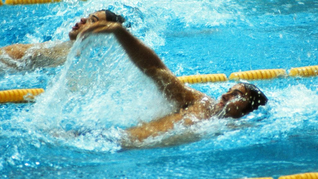 Roland Matthes voitti selkäuintikultaa Münchenin olympiakisoissa.