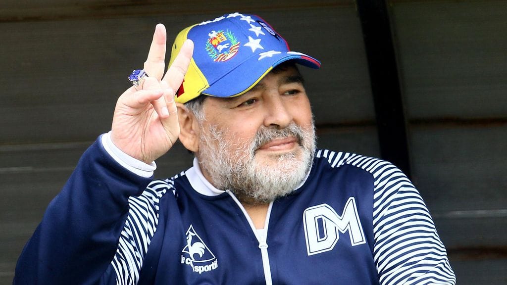 Diego Maradona kertoo avaruusolioiden vieneen hänet kolmeksi päiväksi.