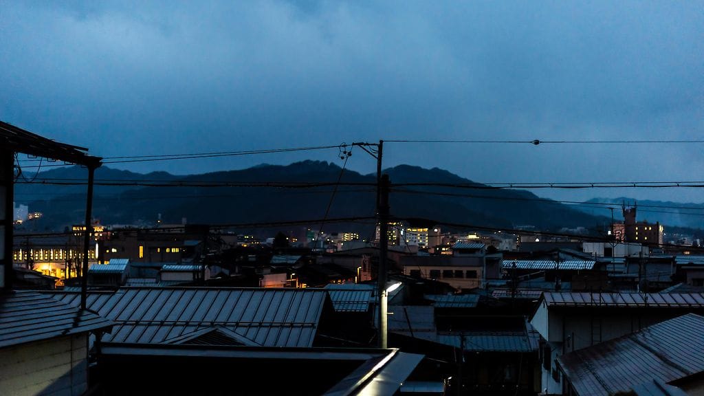 Teloitettu kiinalaismies oli yksi nelihenkisen perheen murhaajista vuonna 2003 Fukuokan kaupungissa. Kuva ei liity tapaukseen.