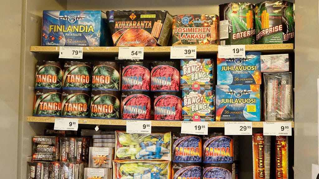 Kuvituskuva. Kaakkois-Suomen poliisi tutkii kahta ilotulitekonttiin kohdistunutta rikosta Kouvolassa.