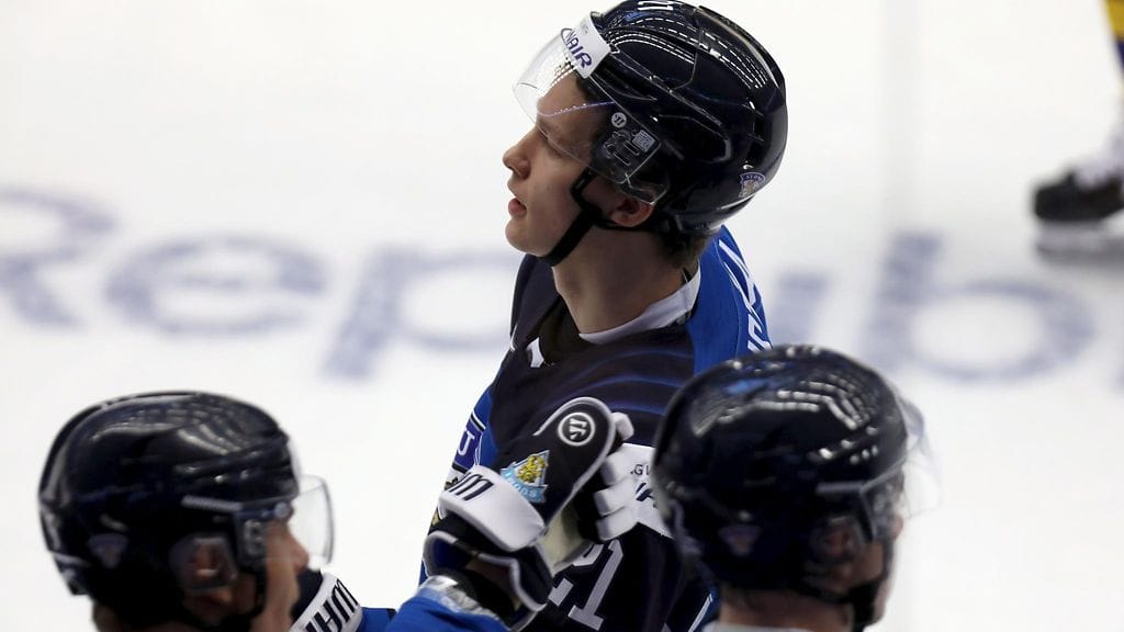 Patrik Puistola nakutti tehot 2+1, kun Nuoret Leijonat kaatoi Kazakstanin lukemin 6-1.