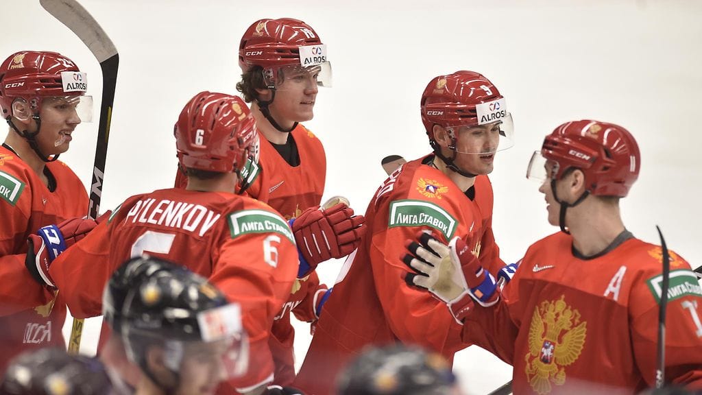 Venäjä yrittää välttää katastrofin nuorten MM-kisoissa.