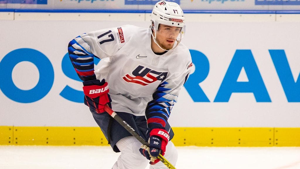 USA:n hyökkääjä John Beecher esitteli törkytempun nuorten MM-kisojen puolivälieräottelussa Suomea vastaan.