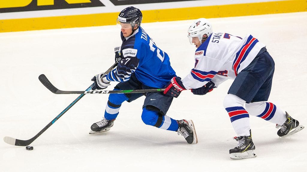 Kristian Tanus syötti Nuorten Leijonien voittomaalin puolivälieräottelussa Yhdysvaltoja vastaan.