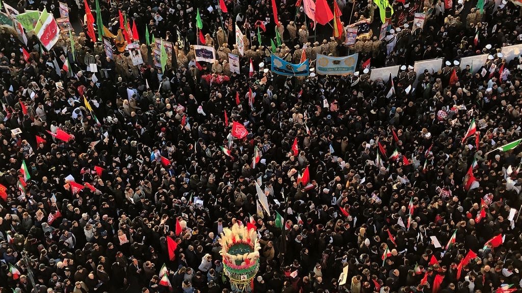 Qassem Suleimanin muistokulkueeseen on Teheranissa tänään osallistunut Iranin viranomaisten mukaan yli miljoona ihmistä.