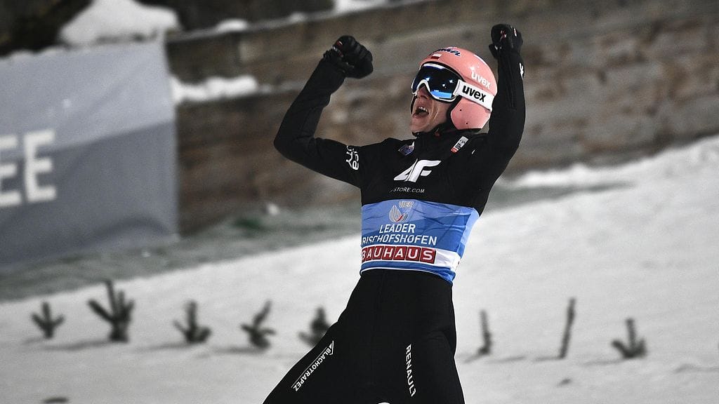 Dawid Kubacki vei mäkiviikon nimiinsä.