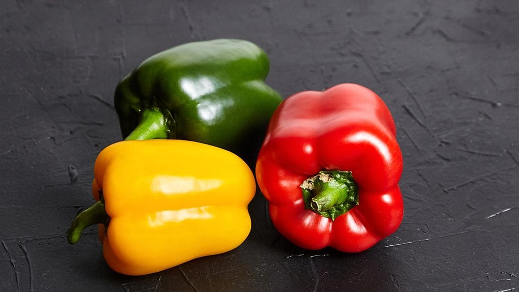 Paprikat valittiin vuoden vihannekseksi 2020.
