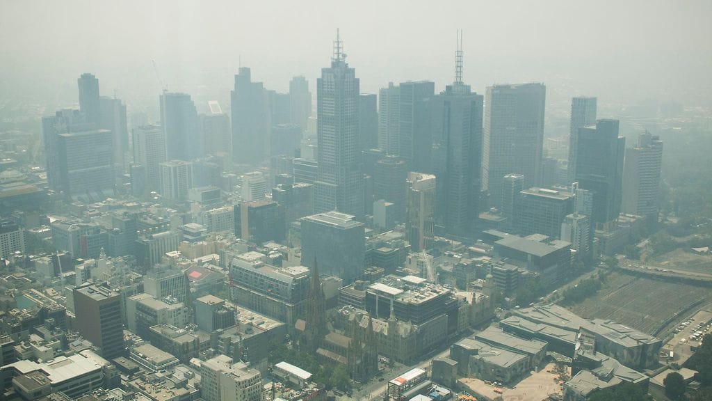 Australian Victorian osavaltion pääkaupunki Melbourne peittyi maastopalojen aiheuttamaan savusumuun tammikuun alussa.