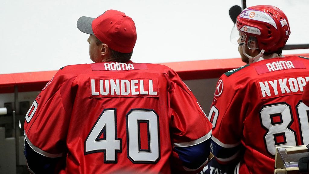 Jan Lundell, 46, on nyt Liigan kaikkien aikojen vanhin pelaaja.