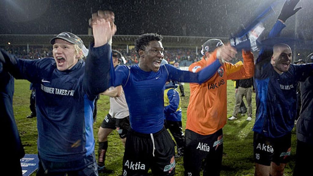 FC Interin pelaajat juhlivat mestaruutta. (Kuva: Roni Lehti/Lehtikuva)