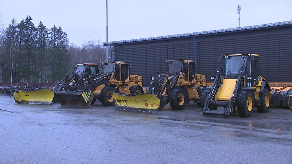 Lumettomuus, lumiaurat, Vantaan varikko