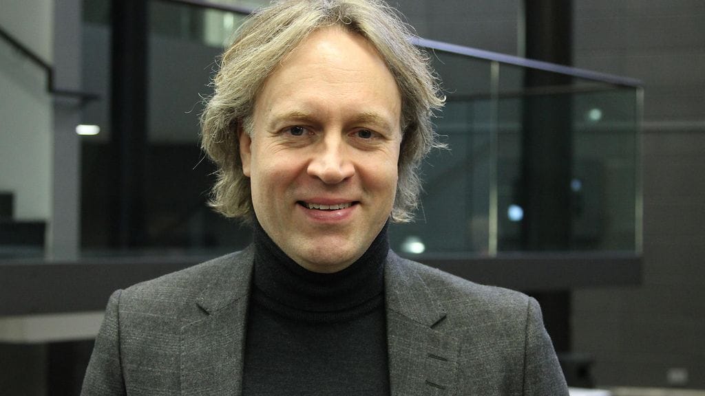 Julkkiskokki Kari Aihinen kuvailee Me Naiset -lehdessä avioeron olleen elämänsä suurin epäonnistuminen.