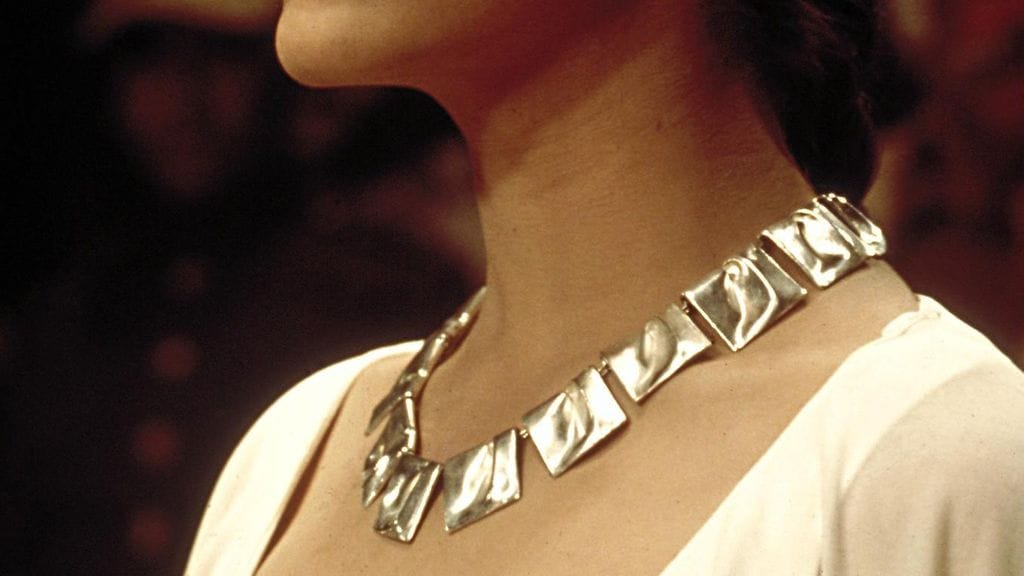 Lapponian Planetaariset laaksot -kaulakoru nousi kansainväliseen julkisuuteen vuonna 1977 Star Wars -elokuvan kautta.