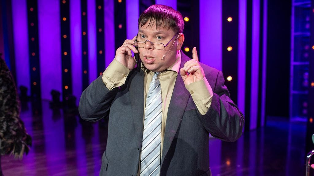 Mikko Töyssyn Putous-hahmo on virolainen mies, jonka elämä pyörii pitkälti veroasioiden ympärillä.
