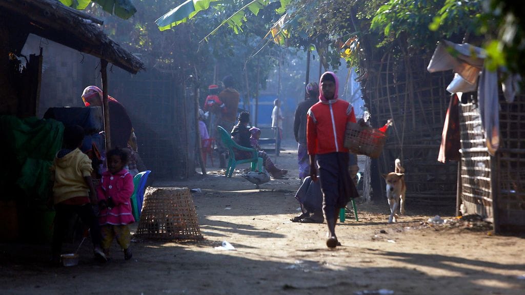 Rohingya-pakolaisia Sittwessä, Itä-Myanmarissa tammikuussa 2020.