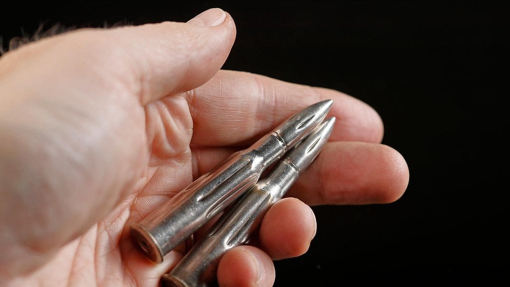 Poliisille luovutettavista aseista monet ovat vanhoja sotilaskivääreitä tai vanhoja metsästysaseita.