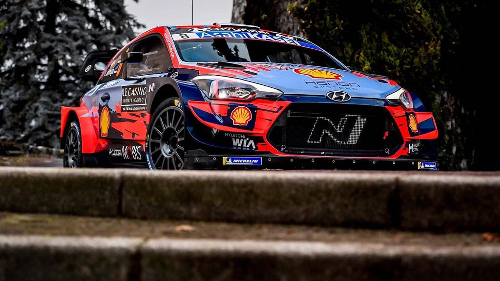 Ott Tänakin ralli päättyi perjantain neljännelle erikoiskokeelle.