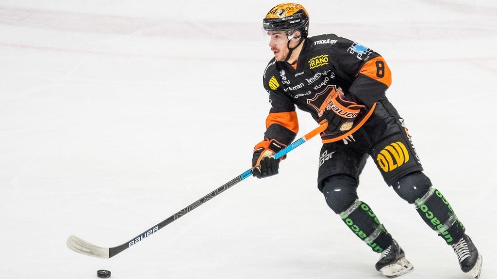 Matthew Caito onnistui maalinteossa vain 12 sekunnin pelin jälkeen.