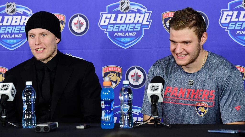 Patrik Laine ja Aleksander Barkov NHL:n ottelutapahtumassa Helsingissä syksyllä 2018.