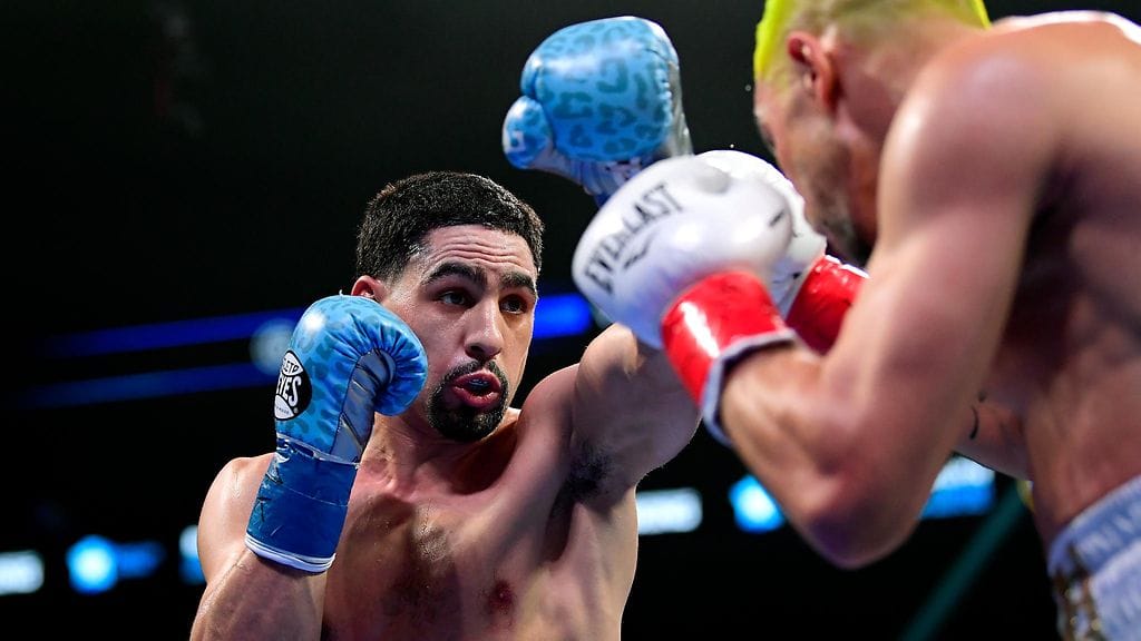 Danny Garcia (vas.) kukisti Ivan Redkachin helposti.