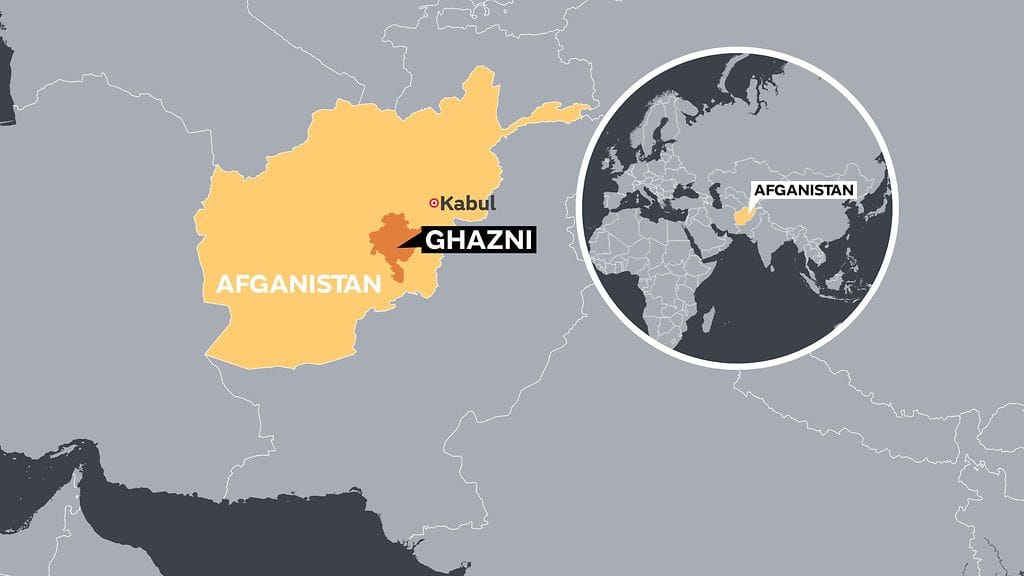 Matkustajakoneen maahansyöksy tapahtui Deh Yakia Ghaznin maakunnassa. Yli 80 ihmisen pelätään kuolleen.