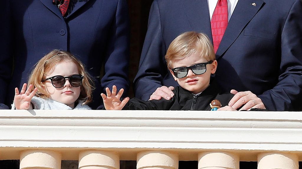 Monacon ruhtinasparin kaksoset Gabriella ja Jacques edustivat viileän tyylikkäinä sunnuntaina.