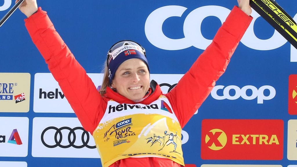 Therese Johaug paineli 10 kilometriä armotonta vauhtia.