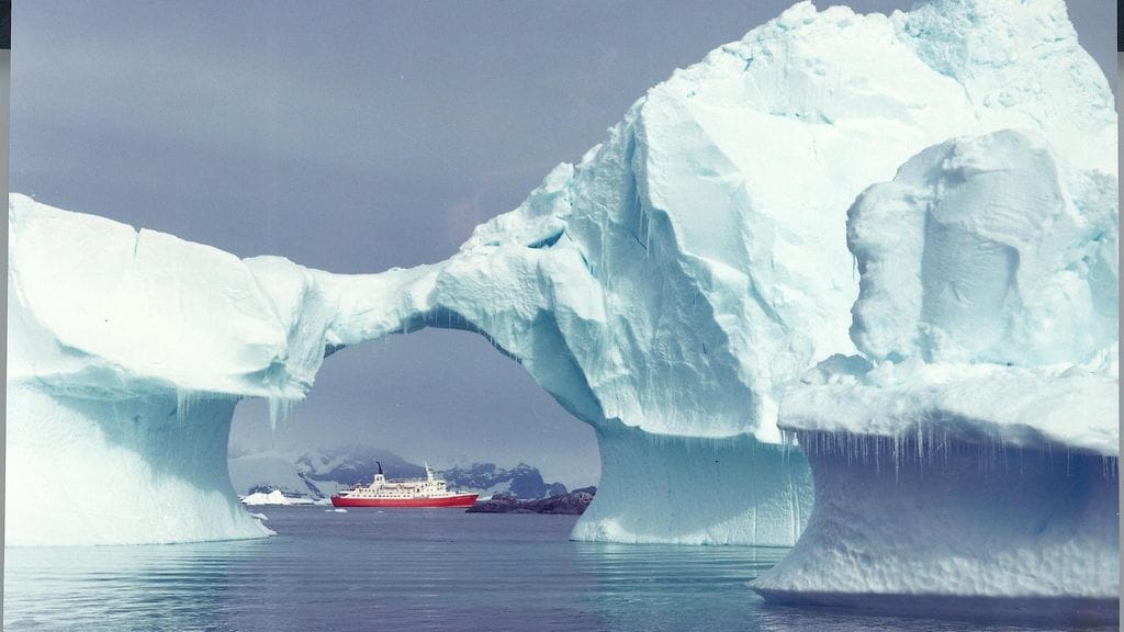 Tämän kuvituskuvan jäävuori on kuvattu lähellä Argentiinaa.