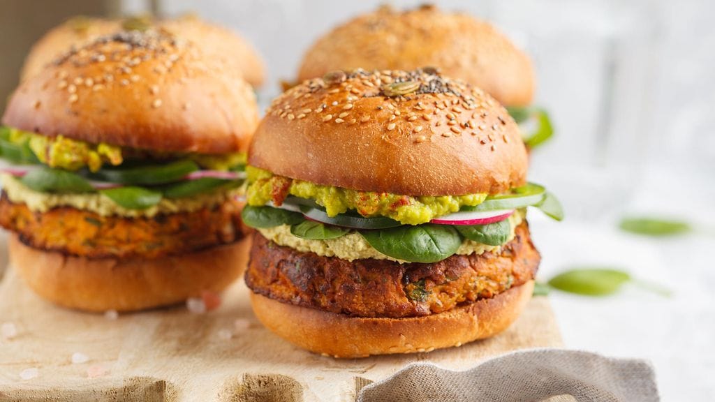 Kasvisruokavalio voi vaikuttaa positiivisesti terveyteen.