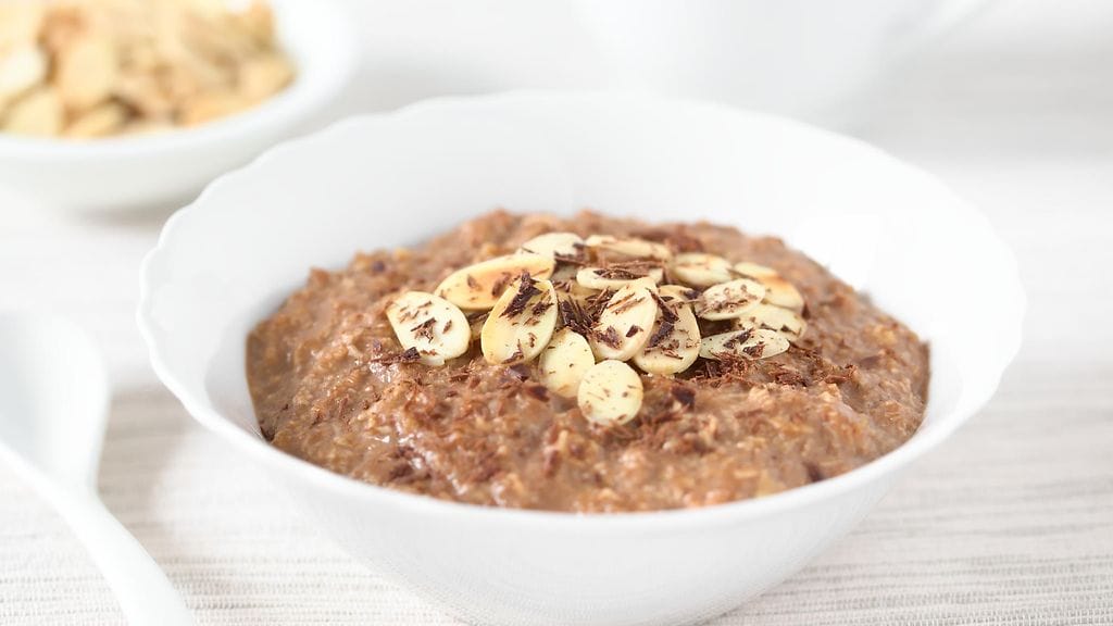 Kahvipuuro on nerokas yhdistelmä aamun klassikoita. Kuvituskuva.